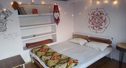 Vista hostel Room Type - Sunrise Room