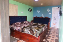 AK'S LIttle Heaven The Container Villa