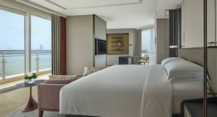 InterContinental Hotels HAIKOU SEAVIEW Room Type - 1 Bedroom Suite Sea View InterContinental Hotels HAIKOU SEAVIEW Room Type - 1 Bedroom Suite Sea View