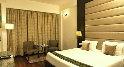Lemon Tree Hotel Katra Room Type - Deluxe Room