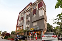 Cosmos Zorba Hotel