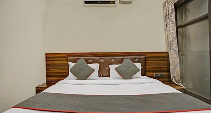 Hotel O COZY RETREAT Room Type - Classic
