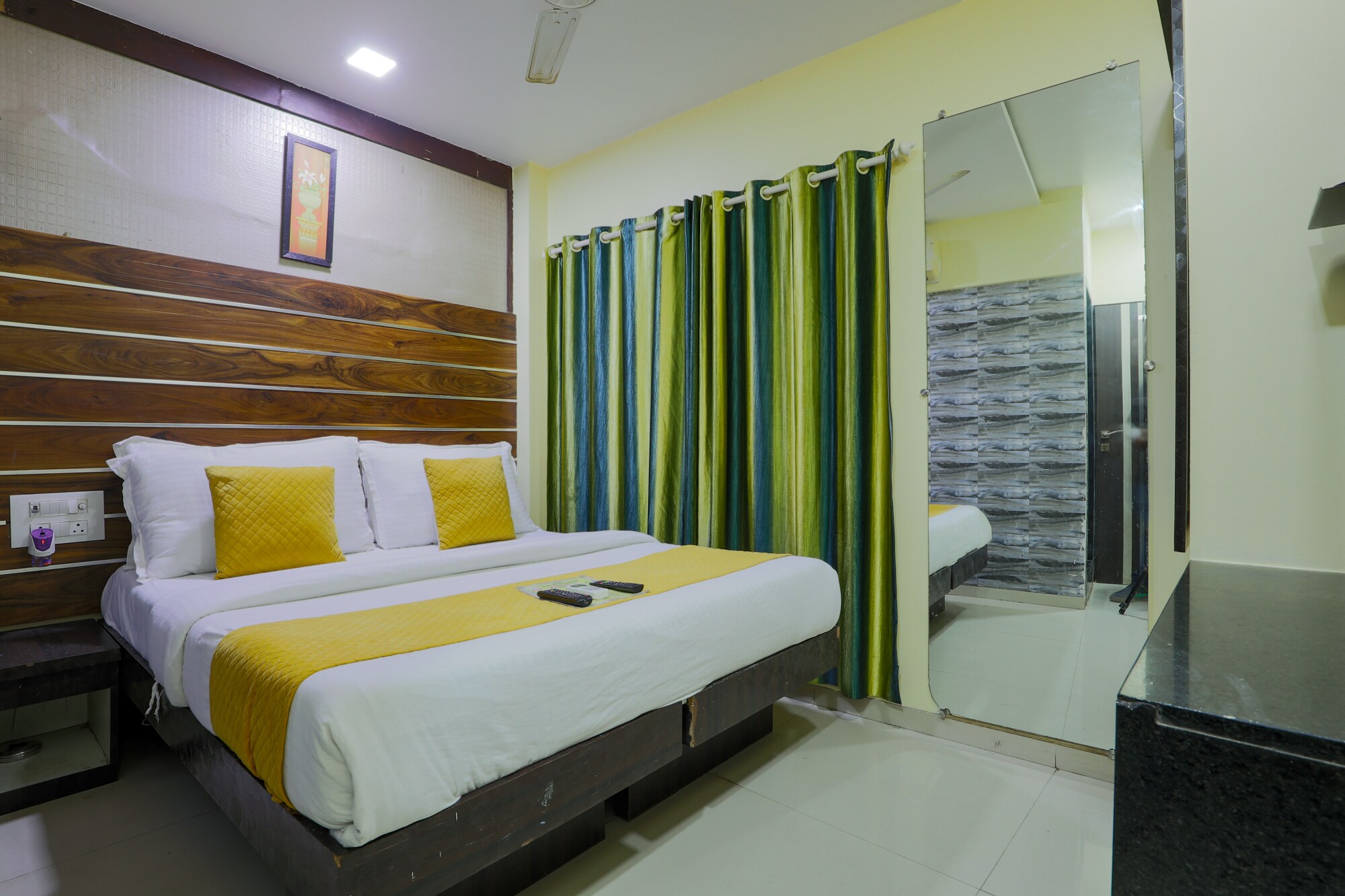Hotel Golden Sagar, Near Bandra Kurla Complex (BKC) - Tap to explore photos
