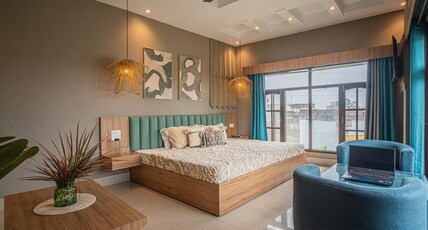 River View Resort Room Type - Super Deluxe Room With Ganga View