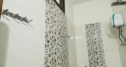 New Aastha Palace Room Type - Four Bed Room 1st floor - 2