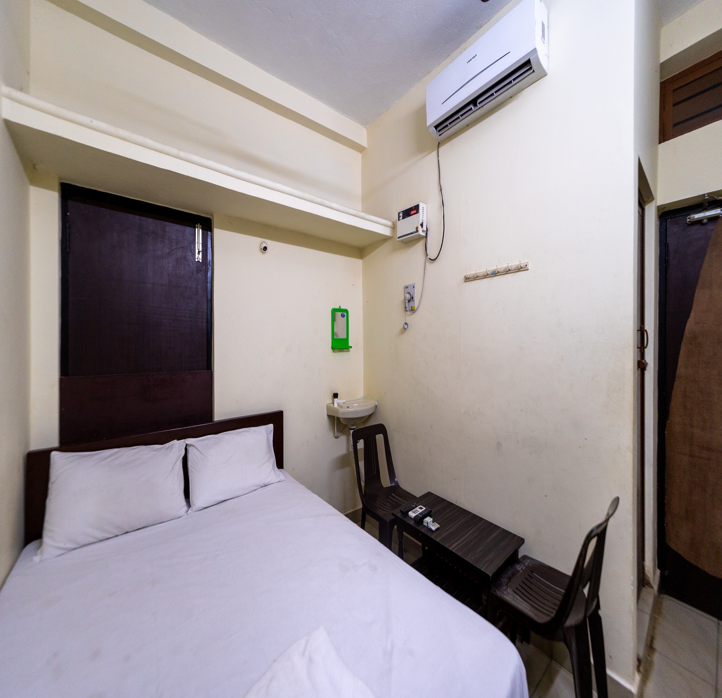 Puducherry Residency - Tap to explore photos
