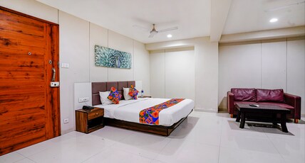 FabHotel La Victoria - Galaxy Circle Room Type - Suite Room