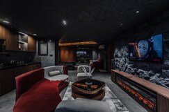 The Amber Suite