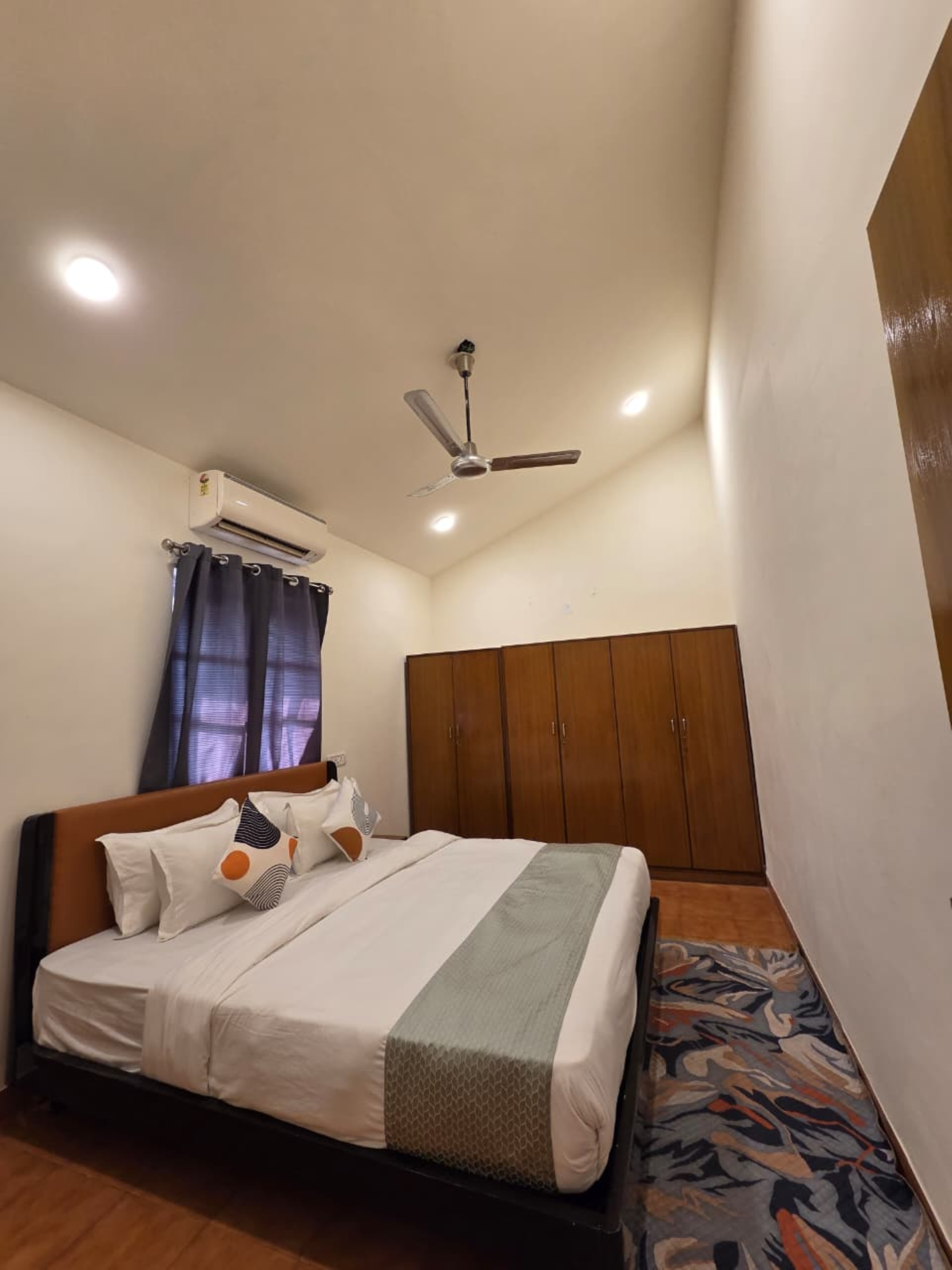 Perfectstayz Premium Goa Continental, Baga - Tap to explore photos