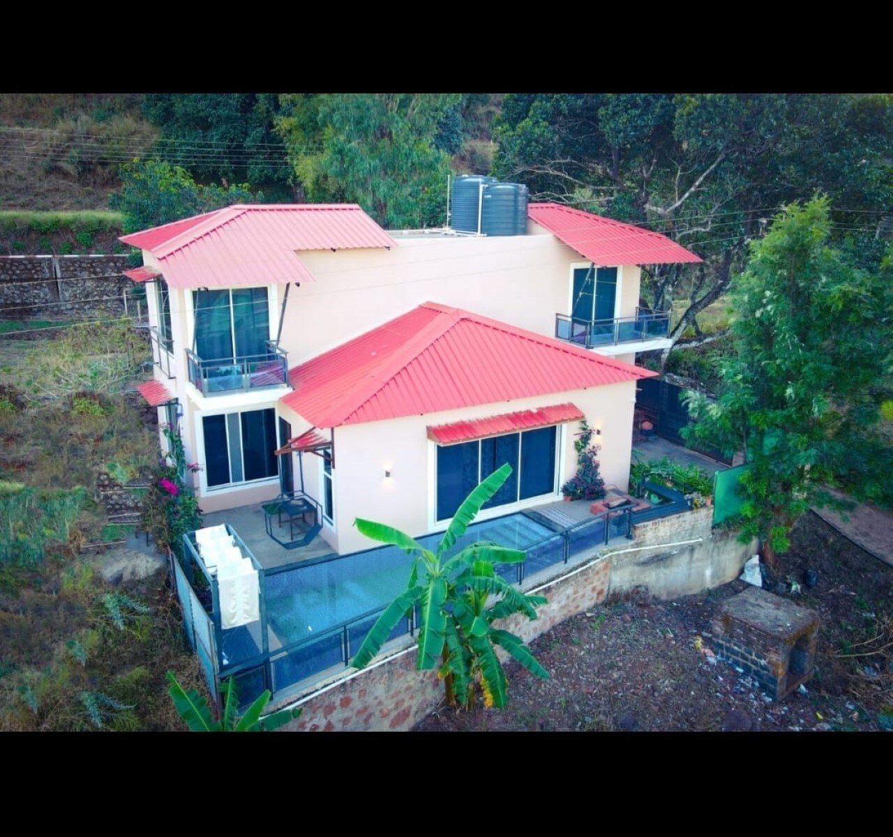Villa Bird of Paradise, Panchgani - Tap to explore photos