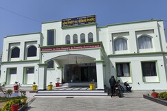 OM RESORT AND FAMILY RESTAURANT