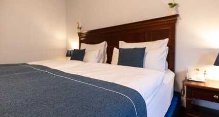 Select Hotel Prinz Eugen Wien Room Type - 1 King Standard Balcony