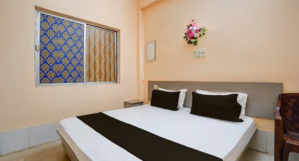 SPOT ON Amrita Hotel And Restaurant Room Type - Classic