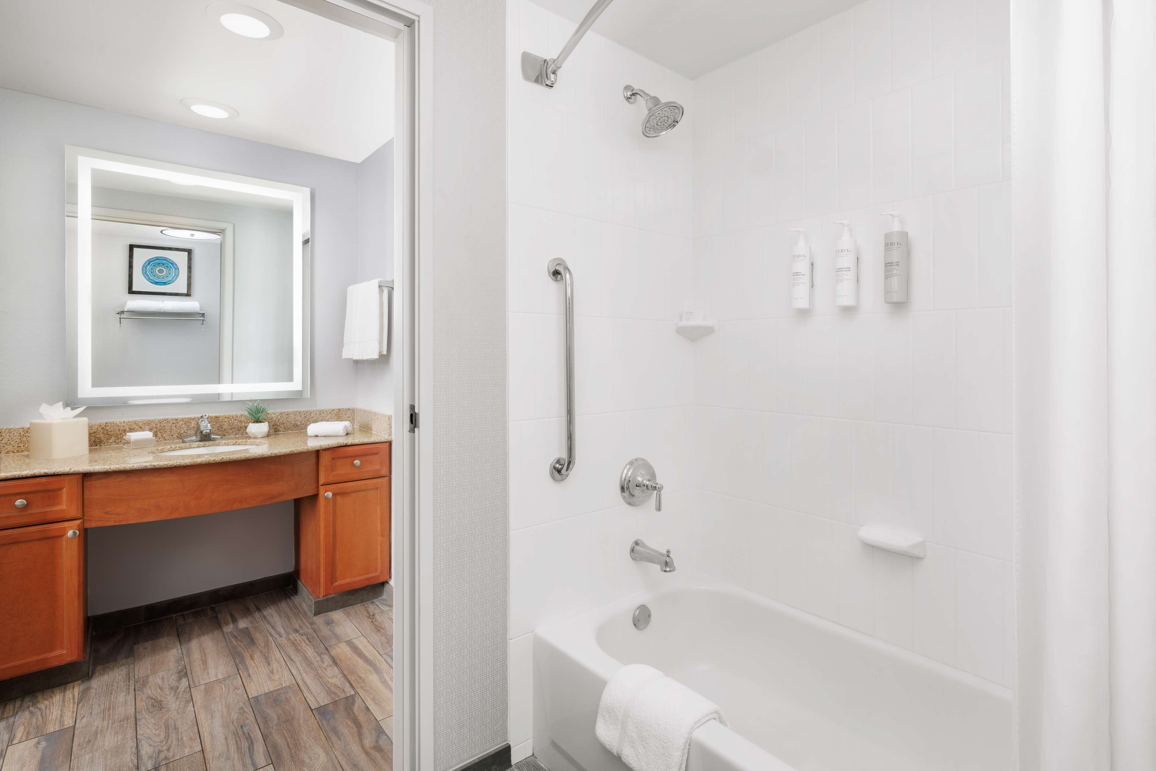 Homewood Suites Corpus Christi - Tap to explore photos