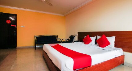 Super Hotel O Priya Residency Room Type - Deluxe