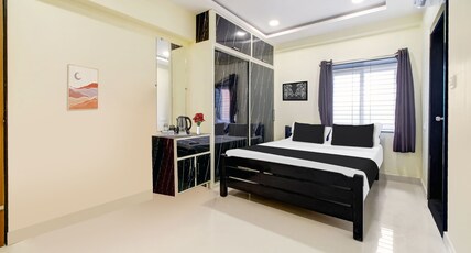Super Hotel O Murali Nagar Near NAD Junction Room Type - Deluxe