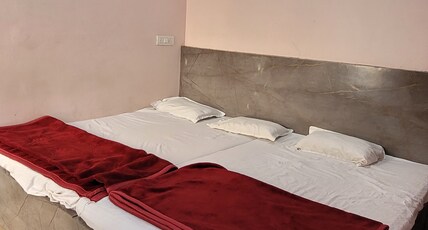 Shri kulluka guest house Room Type - Quad Room