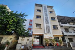 Hotel Sai Pratham