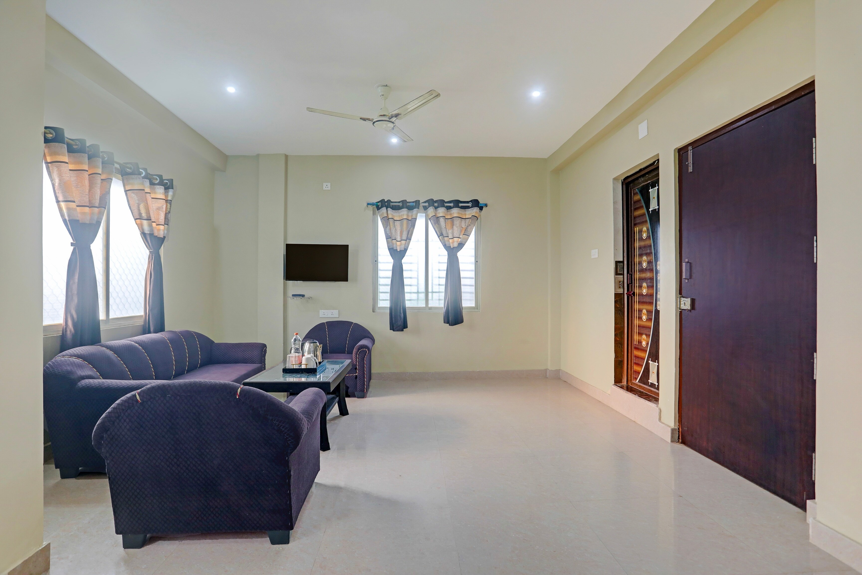 Super Hotel O New Marine Drive Puri Formerly Padmahar - Tap to explore photos