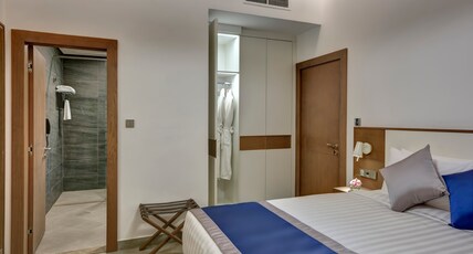 Abar Hotel Apartments Room Type - One Bedroom Superior King Abar Hotel Apartments Room Type - One Bedroom Superior King