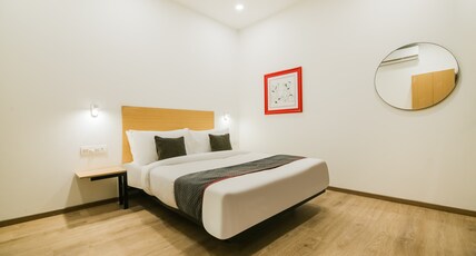 Hotel O 7 star Room Type - Classic