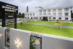 Mariyalayam Munroe Island Residency