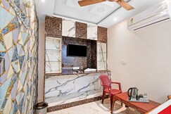 HOTEL O GRAND MAMATA RESIDENCY