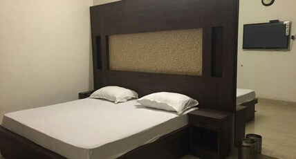 Hotel Prem Dynasty Room Type - Executive Room