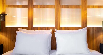 ibis Styles Saint  Room Type - Family room with 1 double bed and 2 convertible sofas