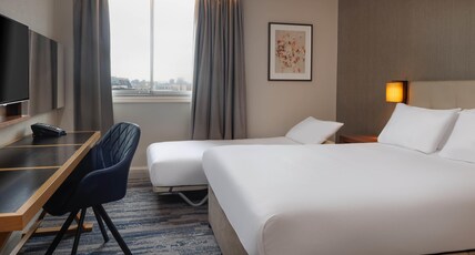 Hilton Leeds City Hotel Room Type - DOUBLE ROOM WITH SOFA BED