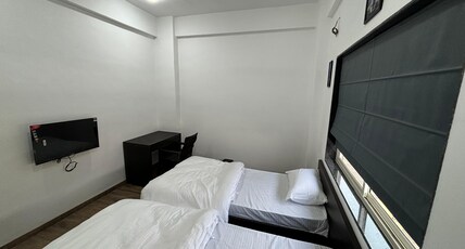 Sunny Executive Room Type - Twin Deluxe Non AC