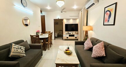 Cherry Blossom Hideaway Elegant 3BHK poolfacing Room Type - Cherry Blossom Hideaway Elegant 3BHK poolfacing