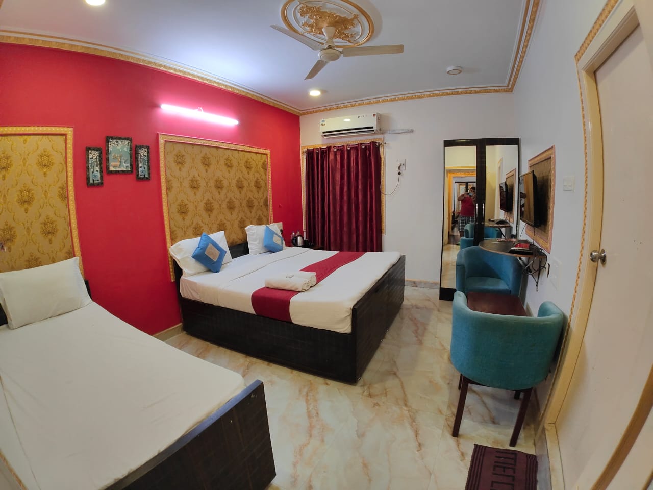 THE ECR BAY VILLAS ANNEXE - Tap to explore photos