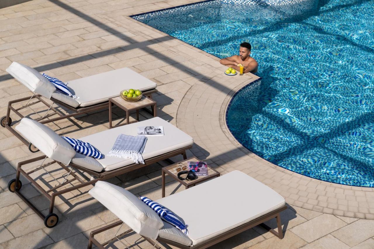 Novotel Jeddah Tahlia - Tap to explore photos