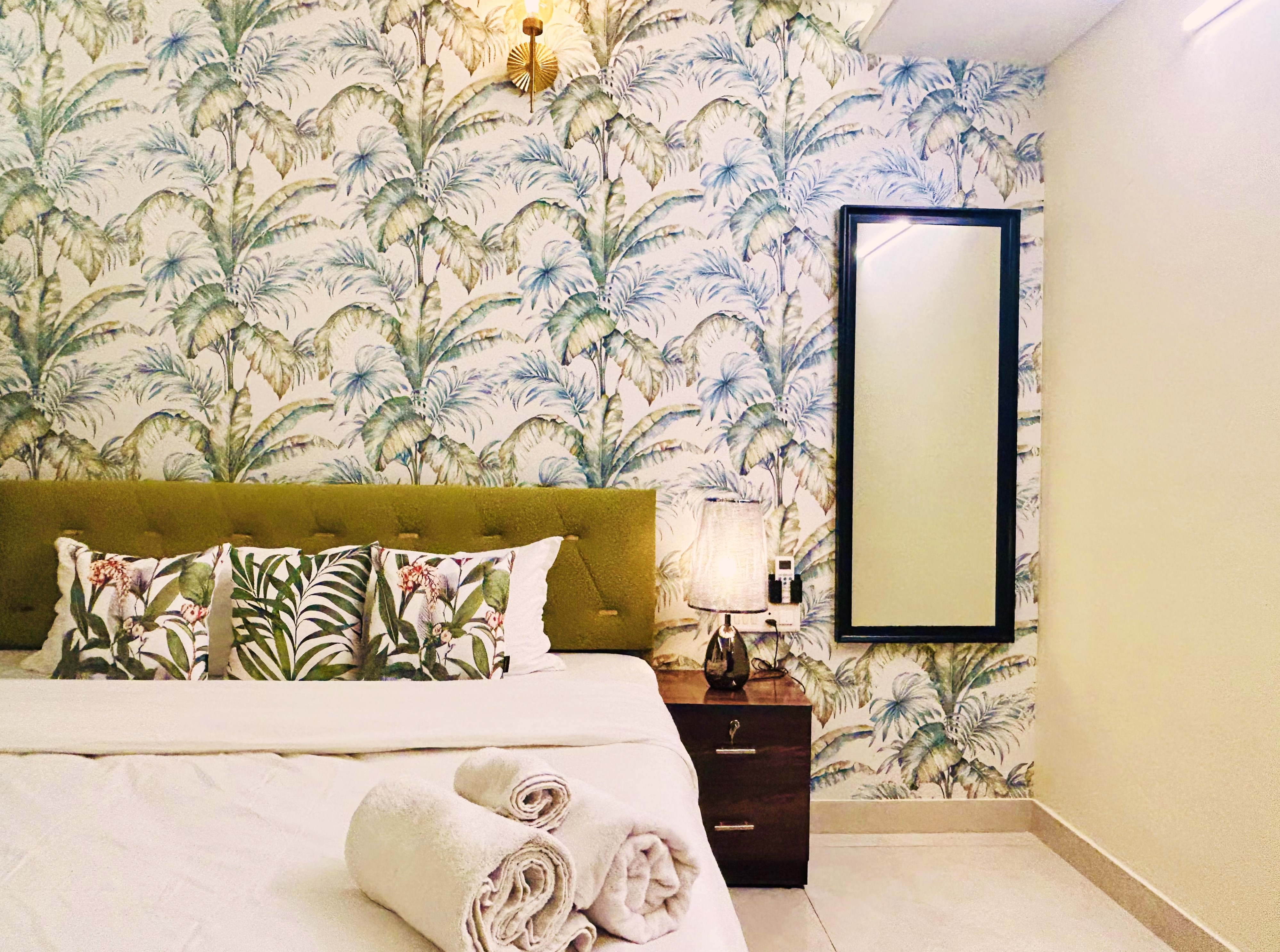 GEM OF JAIPUR - LUXURY APARTMENT - Tap to explore photos
