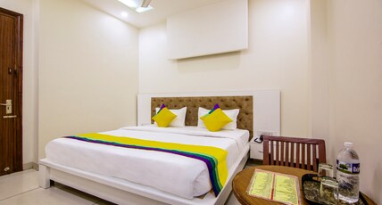 Itsy Hotels GM Residency Room Type - Economy Room