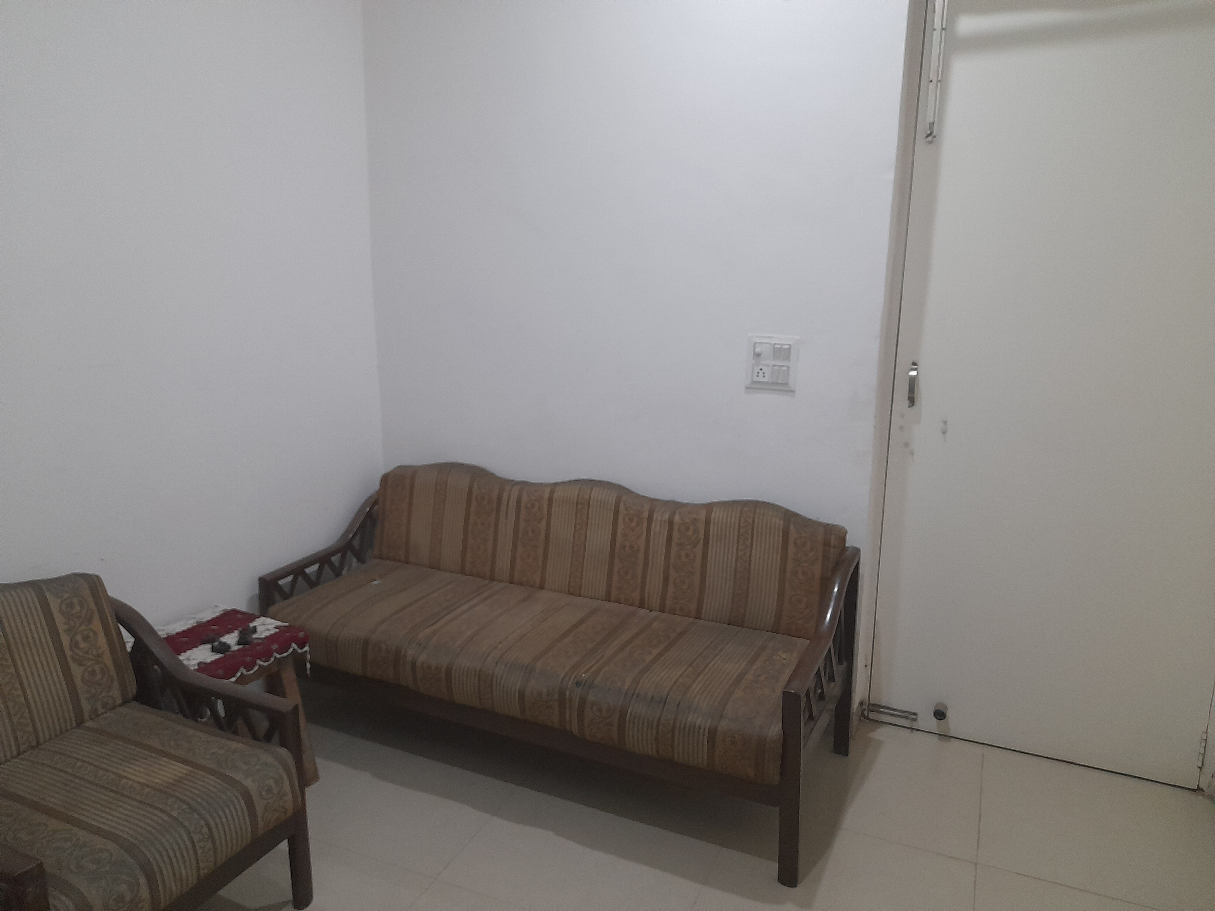 ARajniNest Homestay - Tap to explore photos