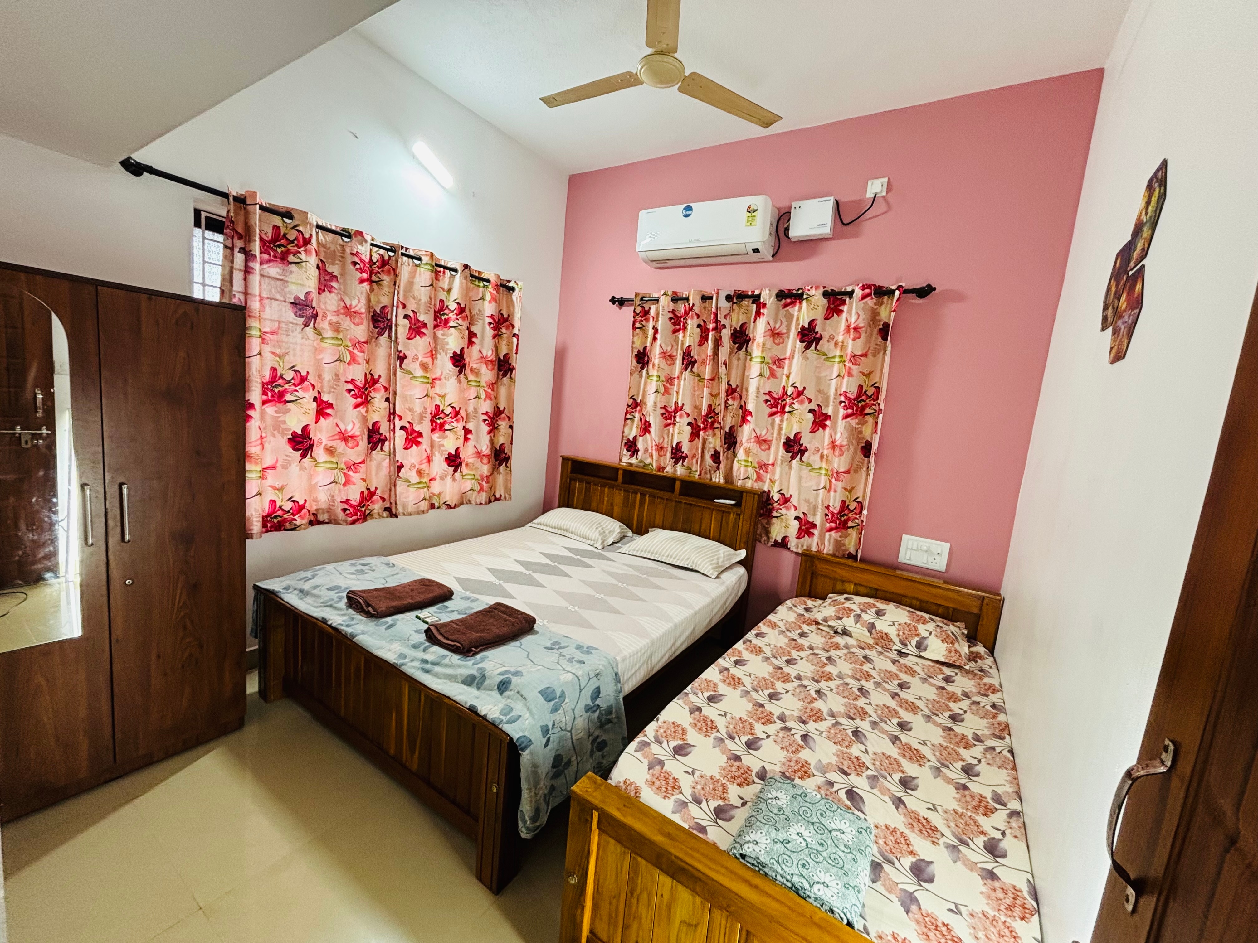 Galaxy Homestays Malpe - Tap to explore photos