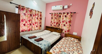 Galaxy Homestays Malpe Room Type - Bedroom 1
