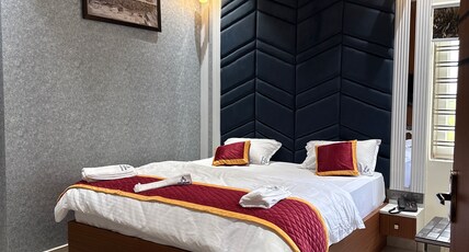 Hotel Snr Grand Room Type - Deluxe Room with Wifi