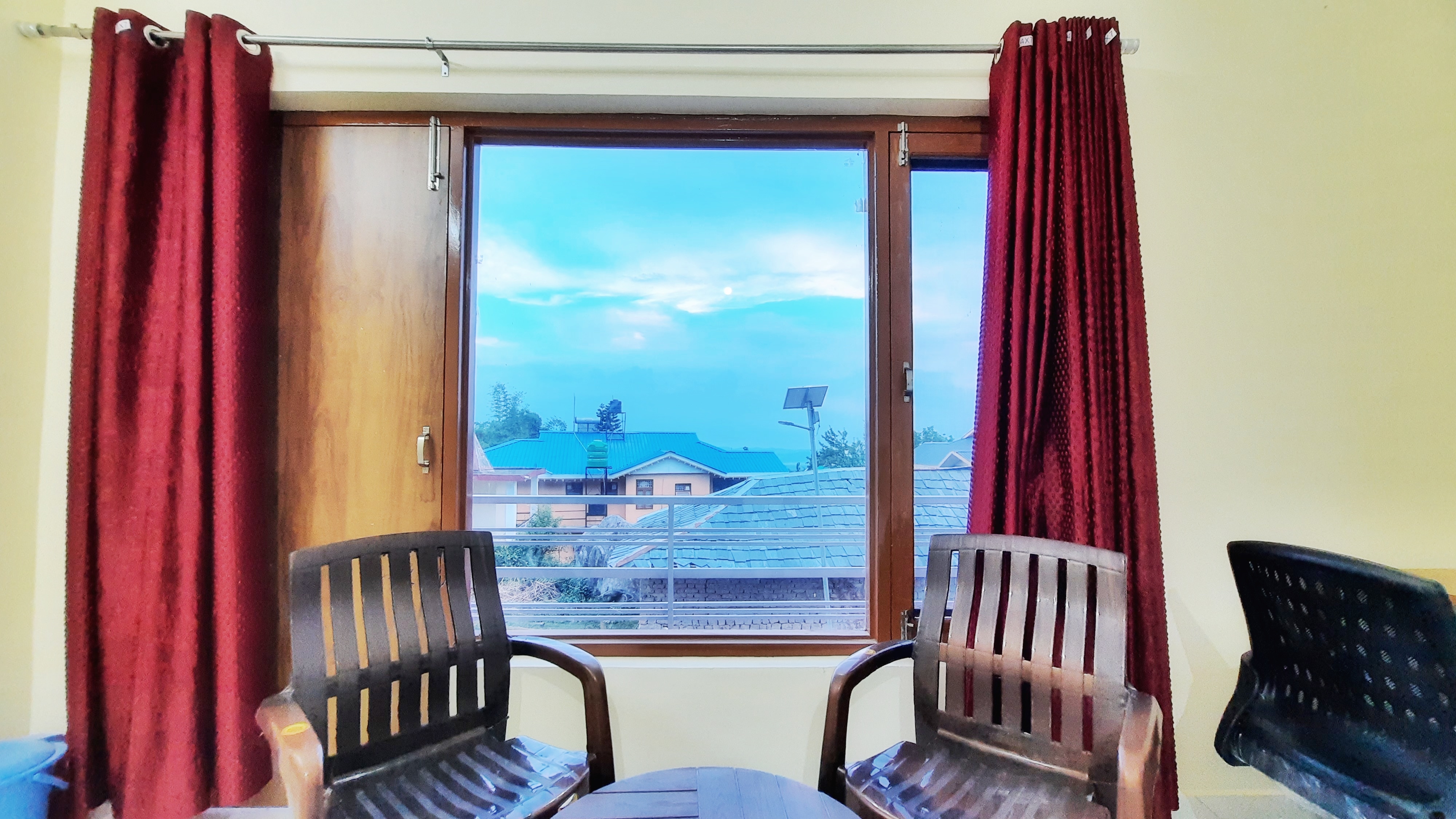 Sukoon - Tap to explore photos