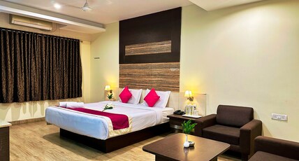 Adarsha Palace Room Type - Deluxe Suite AC Room