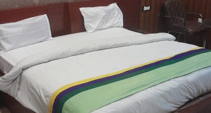 Hotel The Zarang Paradise Room Type - Deluxe Room