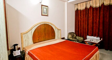 Chirag International Room Type - Double Deluxe Room