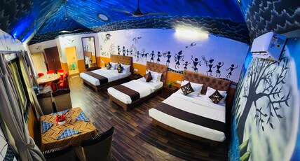 The Luxury Maharaja  The Royal Resort Room Type - Family Suite