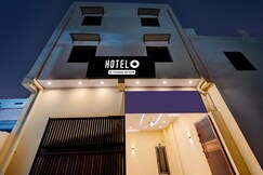 OYO Hotel O Varanasi - Prayagraj Crossway Formerly Holiday Home