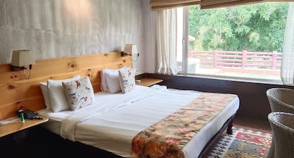 The Riverwood Forest Retreat-Pench Room Type - Premium Gardenview Suite with Bathtub The Riverwood Forest Retreat-Pench Room Type - Premium Gardenview Suite with Bathtub