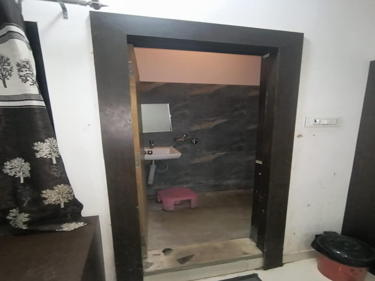 Hotel Vishranti - Tap to explore photos