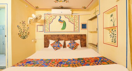 FabHotel Khandaka Mahal Room Type - Premium Room