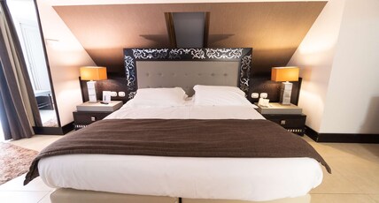 Best Western Plus Hotel Perla Del Porto Room Type - 1 King Bed, Non-Smoking, Family Room, Double Sofabed, Balcony, Free Sky-Tv Best Western Plus Hotel Perla Del Porto Room Type - 1 King Bed, Non-Smoking, Family Room, Double Sofabed, Balcony, Free Sky-Tv